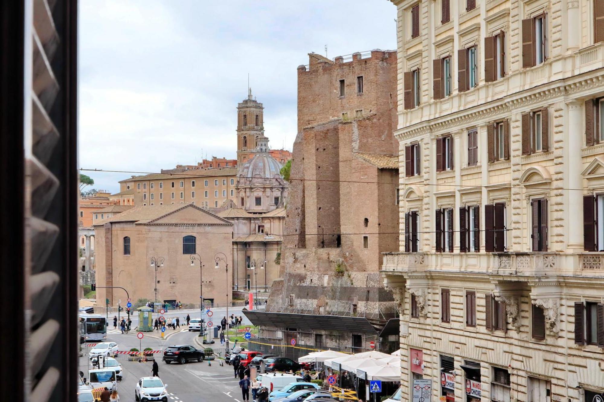 Ych-lussuoso Al Colosseo Appartamento Roma